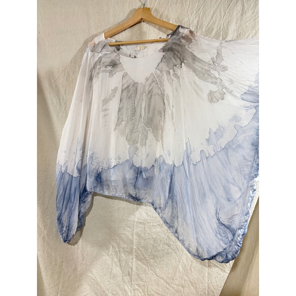 Scandal Italy Silk Blend Watercolor Abstract Poncho Top Blue Grey OS